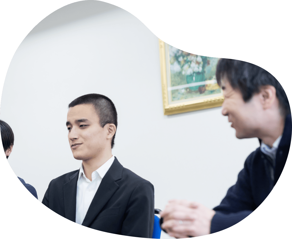 お互いに助け合いながら成長を遂げていく社風。