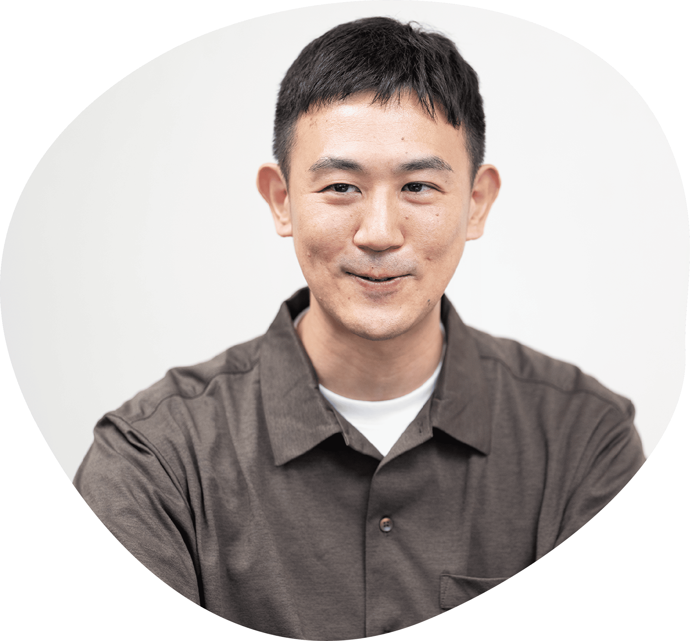 支え合いながら成長する職場。DXの未来と自社開発への挑戦！