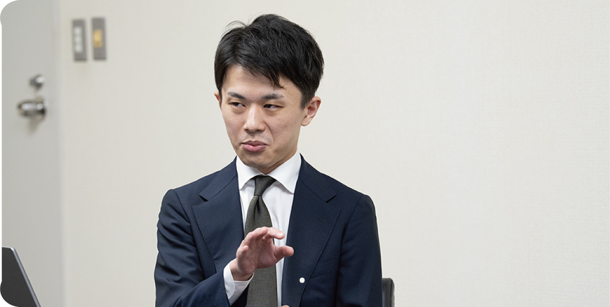 少数精鋭だからこそ、強い結束力が生まれる。成長を支える職場環境。